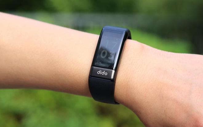 真心电血压监测智能手环dido Y1高精度血压手环评测(图6)