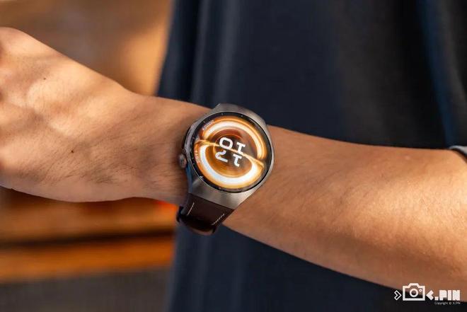 磨了两年的华为新手表能憋出什么活儿？(图3)